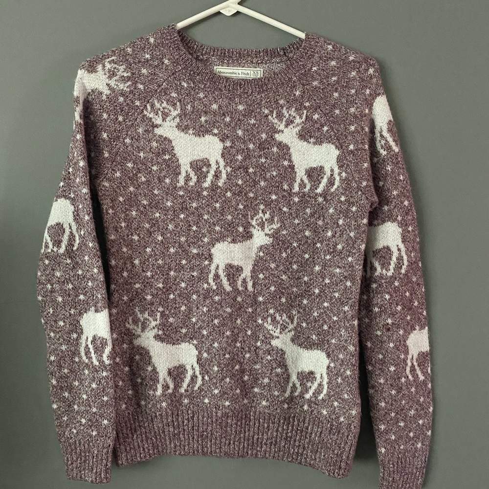 Abercrombie and Fitch sweater. XS